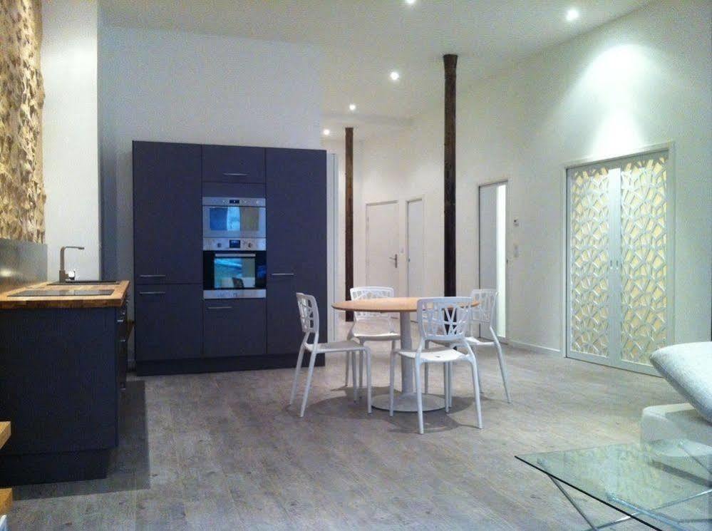 Ausone Beautiful Loft Apartment In Historical Center + Terrace And Parking Бордо Екстериор снимка